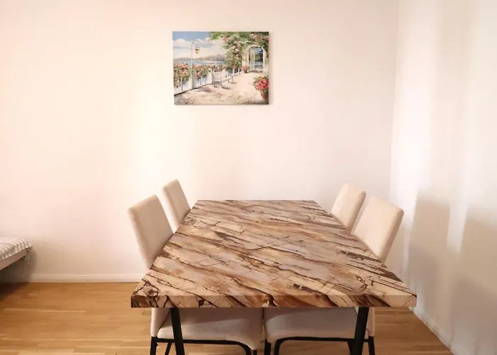 Апартаменты Stadtjuwel 1020 *
